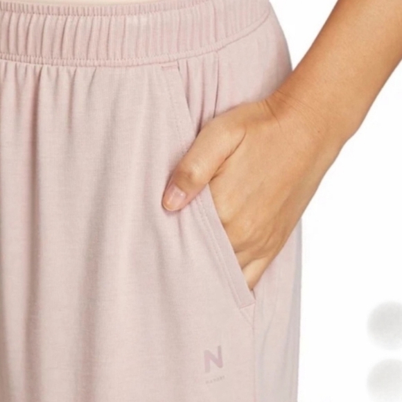 New! Natori Lounge Pants Size Medium Pink Grey PJ Pants Casual Neutral Relaxed - Picture 4 of 10
